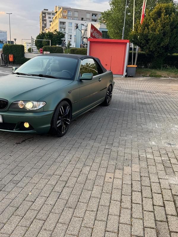 Gebraucht BMW 325 196 PS (144 kW) 2003 Grün Cabrio
