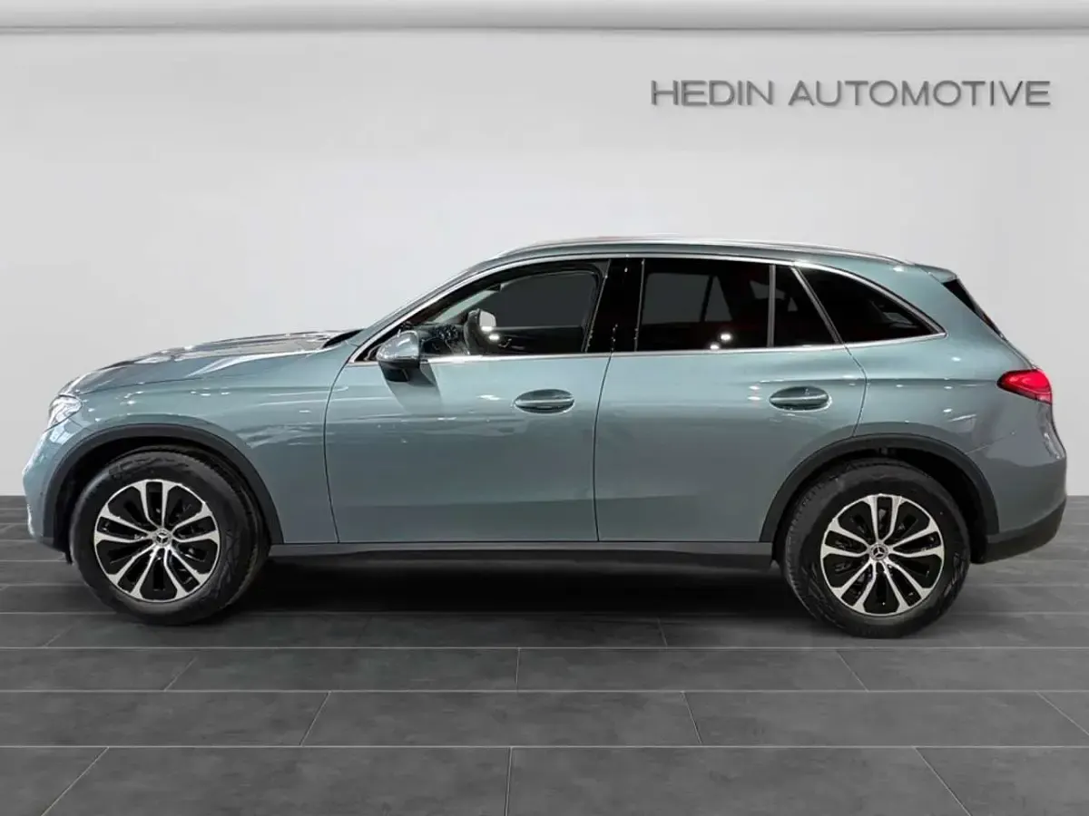 Gebraucht Mercedes GLC200 Avantgarde 204 PS (150 kW) 2025 Silber SUV
