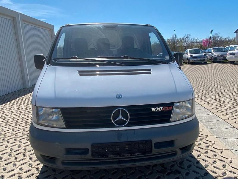 Gebraucht Mercedes Vito 82 PS (60 kW) 2002 Weiß Van