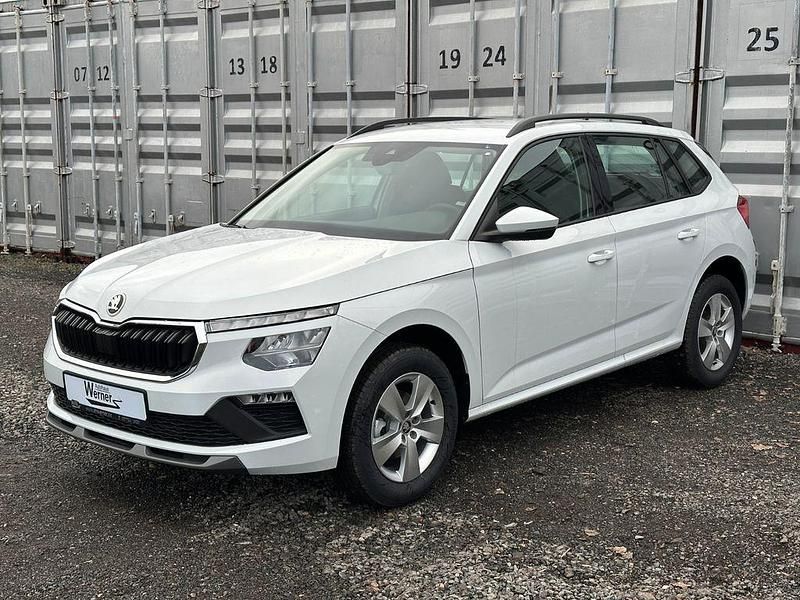 Weiß Neu 2025 Skoda 105 Limousine | 25.590 € - Bild 1/2