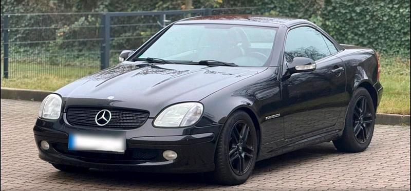 Schwarz Gebraucht 2001 Mercedes SLK230 Cabrio | 3.700 € (Guter Preis) - Bild 1/4