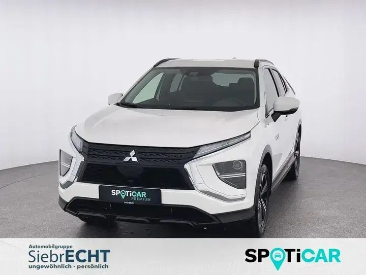 Weiß Gebraucht 2022 Mitsubishi Eclipse Cross Basis SUV | 24.470 € (Guter Preis) - Bild 1/4