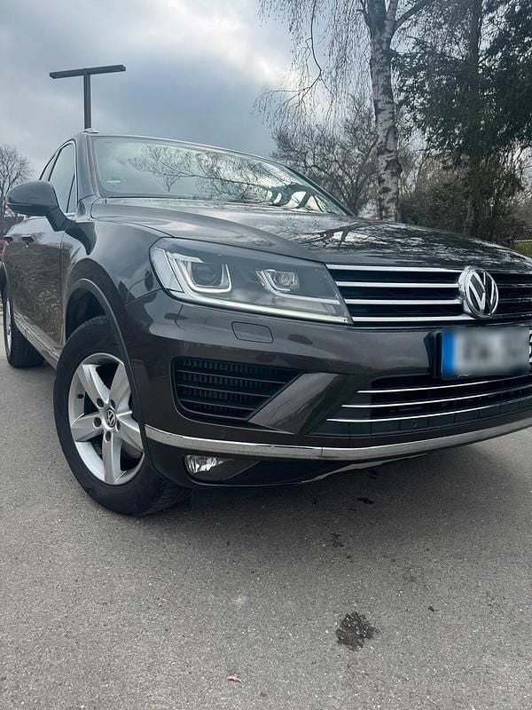 Gebraucht VW Touareg 262 PS (192 kW) 2015 Braun SUV