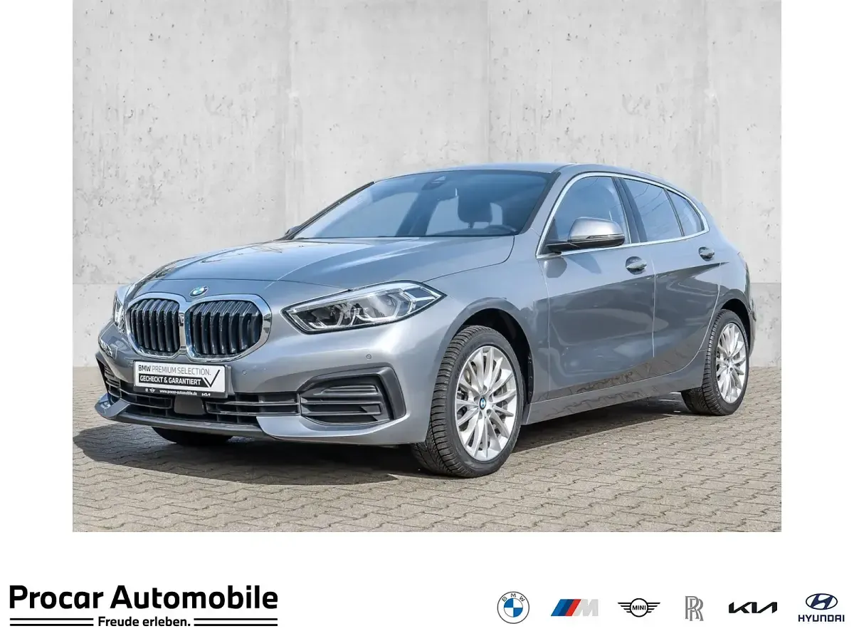 Używany BMW 118 Advantage 136 KM (100 kW) 2022 Hatchback