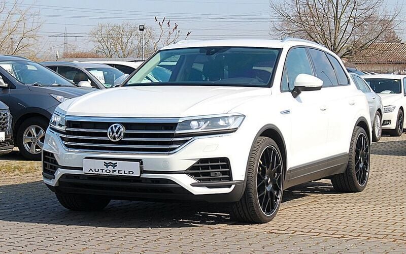 Weiß Gebraucht 2020 VW Touareg Basis SUV | 44.950 € (Etwas zu teuer) - Bild 1/4