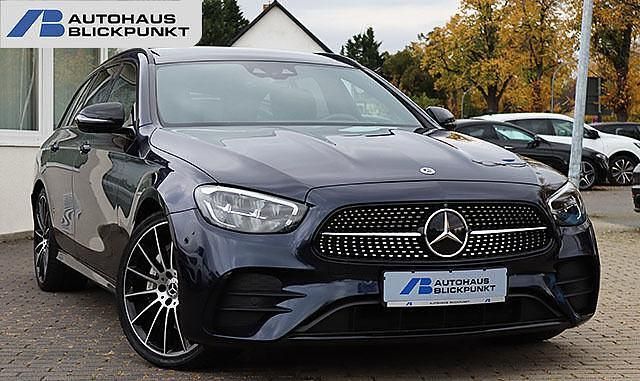 Gebraucht Mercedes E400 AMG 330 PS (242 kW) 2022 Nautikblau Kombi
