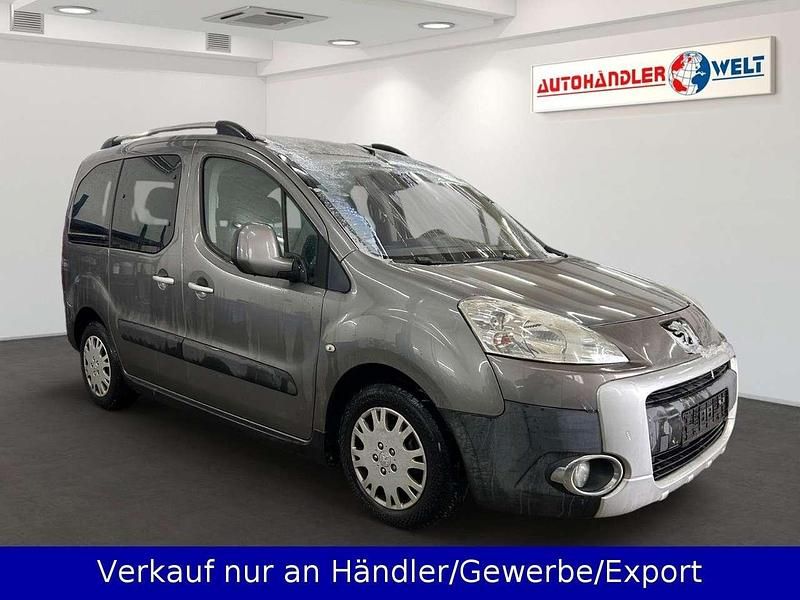 Gebraucht Peugeot Partner Tepee 109 PS (80 kW) 2009 Grau Van / Kleinbus