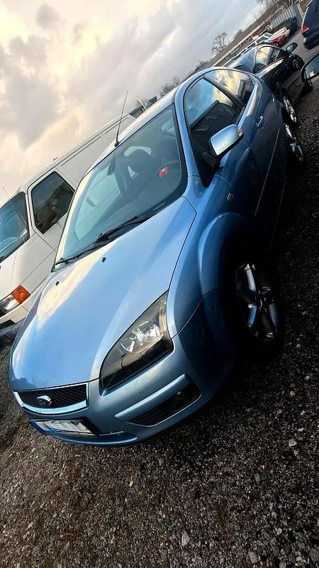 Gebraucht Ford Focus 145 PS (106 kW) 2007 Silber Kleinwagen