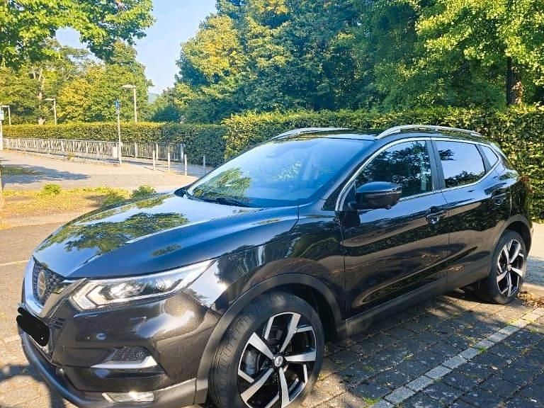 Schwarz Gebraucht 2019 Nissan Qashqai Tekna SUV | 15.400 € (Guter Preis) - Bild 1/4