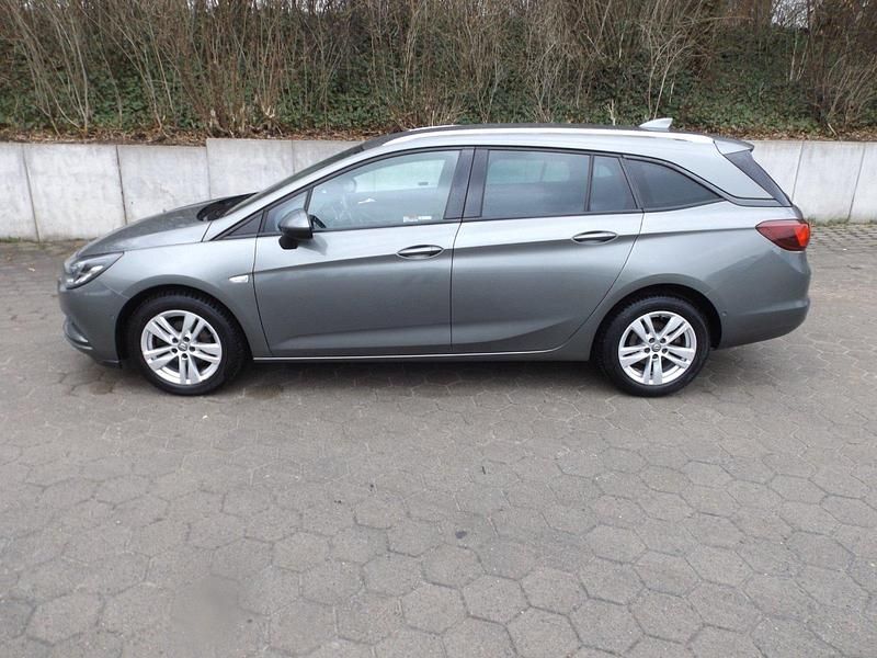 Gebraucht Opel Astra 110 PS (80 kW) 2017 Grau Kombi