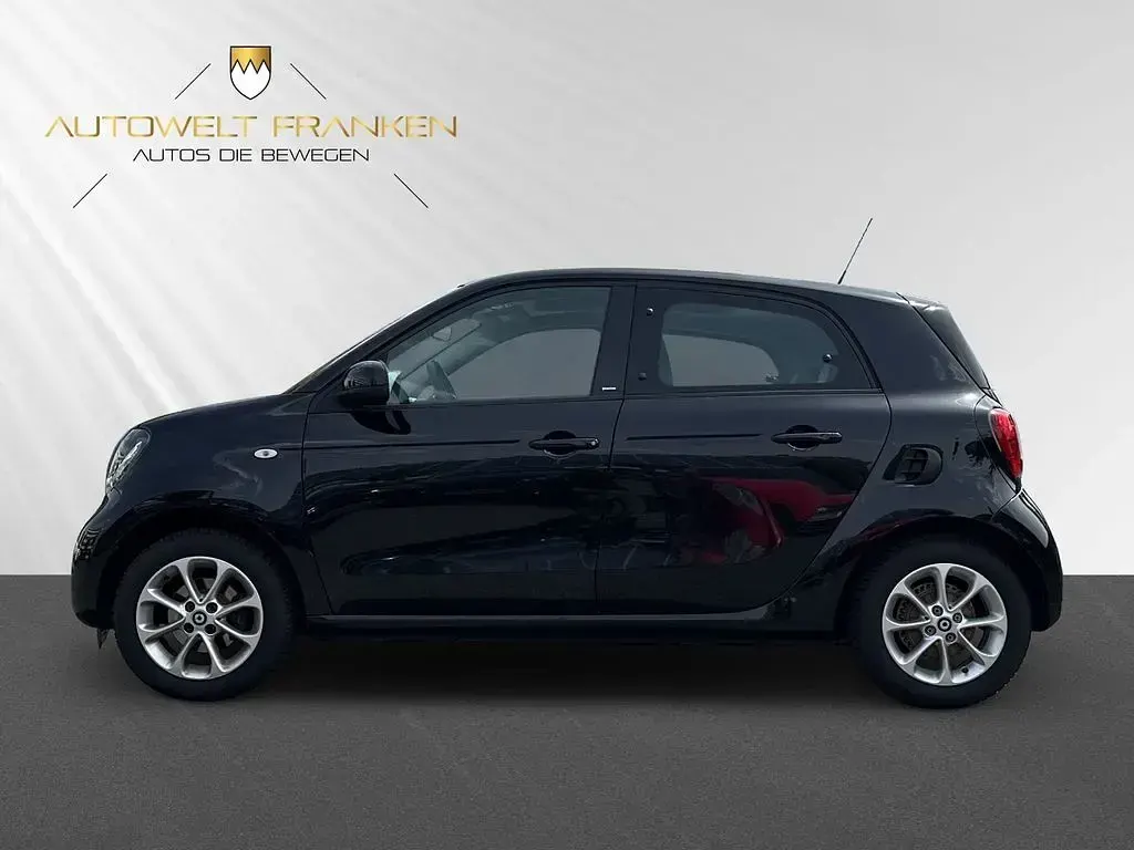 Gebraucht Smart ForFour 71 PS (52 kW) 2015 Schwarz Kleinwagen