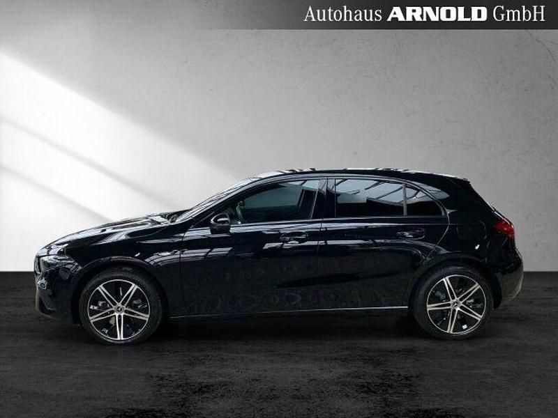 Gebraucht Mercedes A250 Progressive 218 PS (160 kW) 2025 Kosmosschwarz Limousine