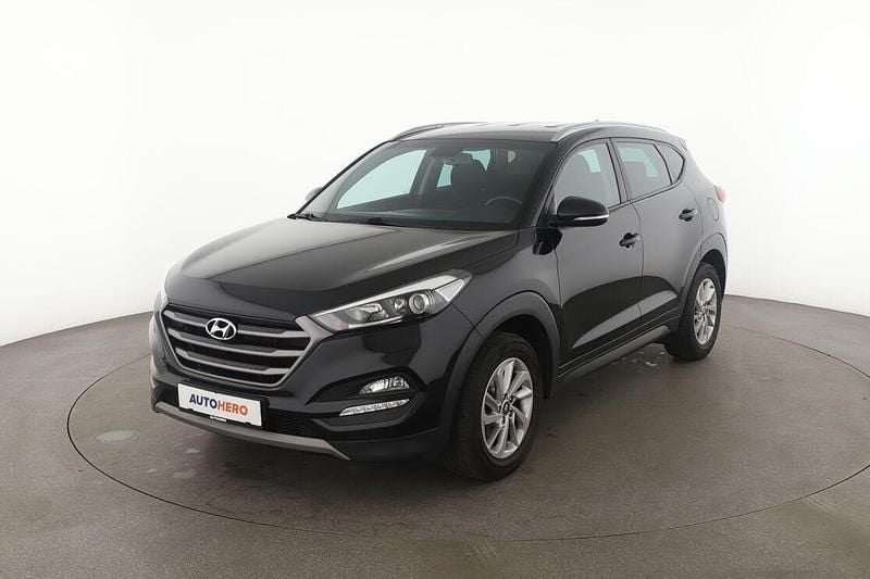 Schwarz Gebraucht 2018 Hyundai Tucson Trend SUV | 13.950 € (Superpreis) - Bild 1/3