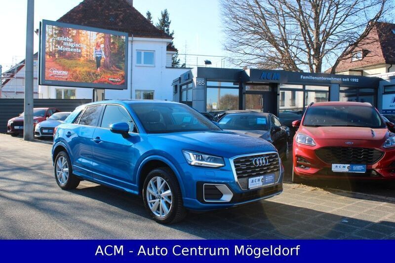 Blau Gebraucht 2020 Audi Q2 Sport SUV | 24.970 € (Fairer Preis) - Bild 1/4