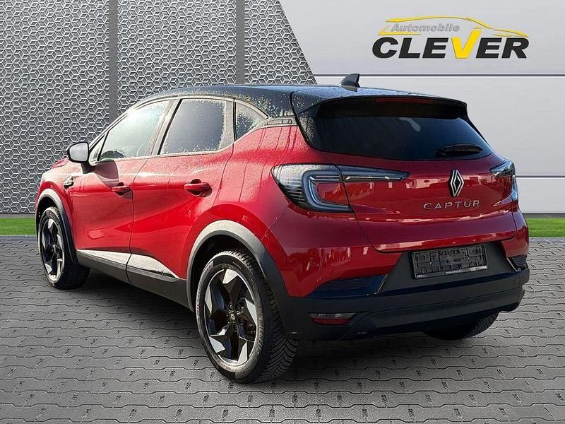Neu Renault Captur Techno 91 PS (66 kW) 2026 Rot SUV