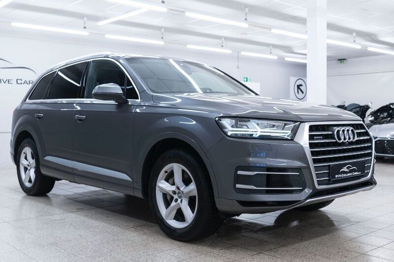 Grau Gebraucht 2019 Audi Q7 SUV | 34.499 € (Superpreis) - Bild 1/4