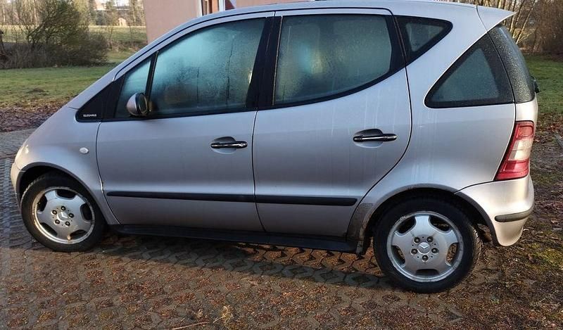 Gebraucht Mercedes A170 Elegance 90 PS (66 kW) 2000 Grau Van / Kleinbus