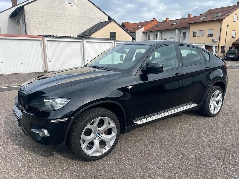 Schwarz Gebraucht 2011 BMW X6 SUV | 12.500 € - Bild 1/4