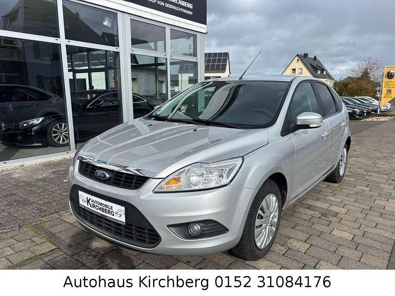 Silber Gebraucht 2009 Ford Focus Style Limousine | 3.999 € (Fairer Preis) - Bild 1/4