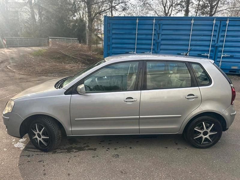 Gebraucht VW Polo 64 PS (47 kW) 2007 Grau Kleinwagen