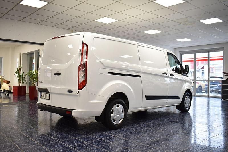Gebraucht Ford Transit Custom 105 PS (77 kW) 2022 Frostweiã Van / Kleinbus
