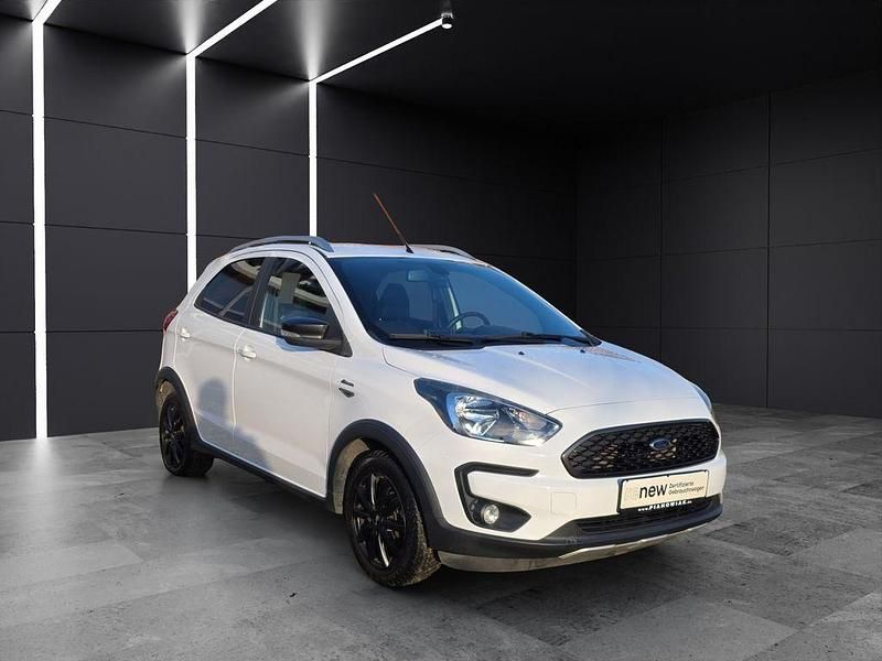 Gebraucht Ford Ka Plus Active 86 PS (63 kW) 2018 Weiß Kleinwagen