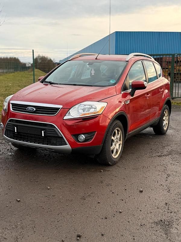 Gebraucht Ford Kuga 135 PS (99 kW) 2009 Rot SUV