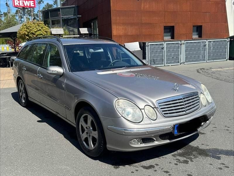 Second-hand Mercedes E220 150 CP (110 kW) 2006 Gri Berlinǎ