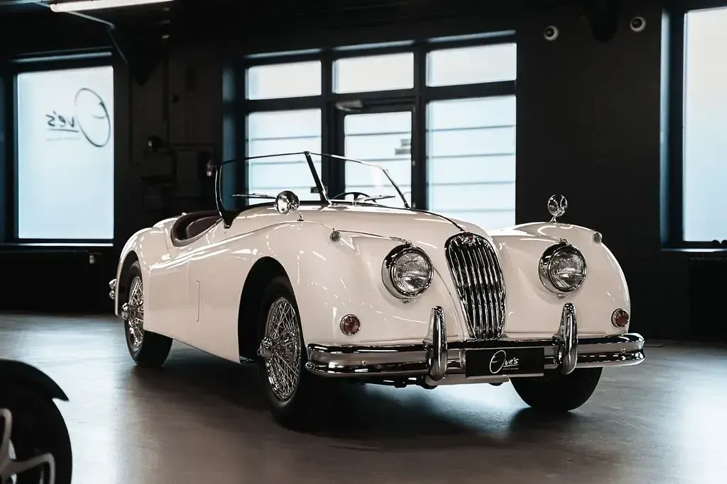 Gebraucht Jaguar XK 212 PS (155 kW) 1956 Weiß Cabrio