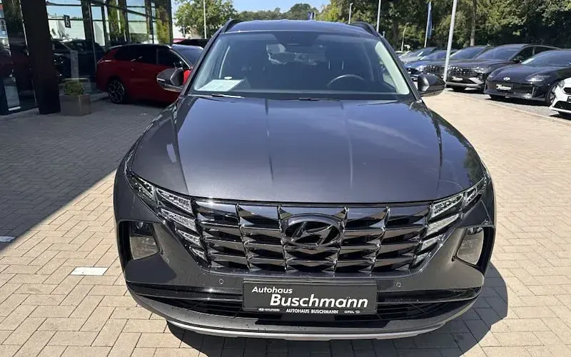 Gebraucht Hyundai Tucson Trend 136 PS (100 kW) 2023 Grau SUV
