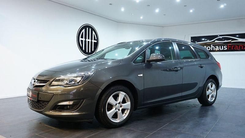 Gebraucht Opel Astra 120 PS (88 kW) 2015 Grau Kombi
