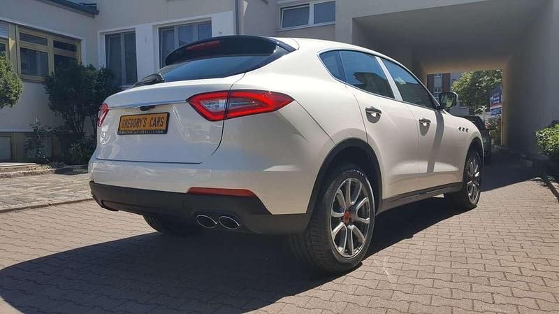 Gebraucht Maserati Levante 430 PS (316 kW) 2018 Weiß SUV