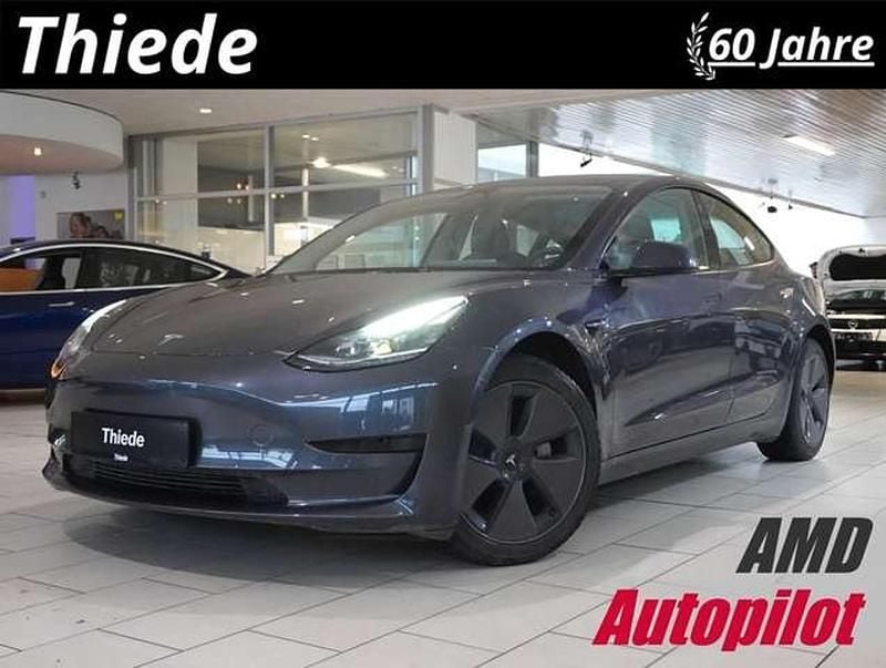 Gebraucht Tesla Model 3 Standard Range 239 kW (325 PS) 2022 Grau metallic Limousine