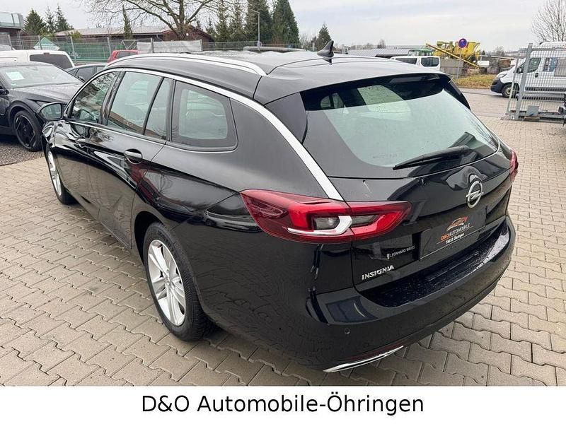 Gebraucht Opel Insignia Elegance 174 PS (127 kW) 2021 Schwarz Kombi
