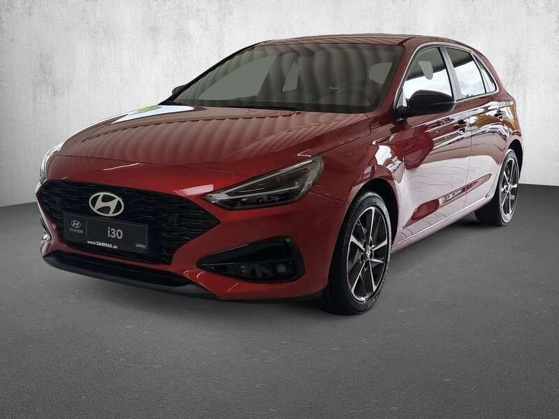 Ultimate red Neu 2024 Hyundai i30 Advantage Limousine | 19.590 € (Superpreis) - Bild 1/2