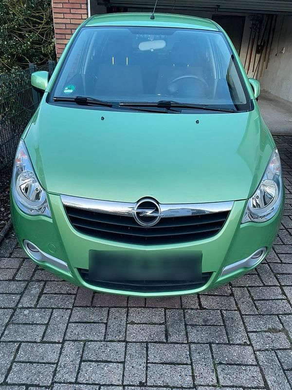 Gebraucht Opel Agila 65 PS (47 kW) 2009 Grün Kleinwagen