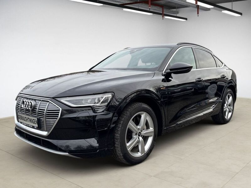 Gebraucht Audi e-tron Sportback Advanced 300 kW (408 PS) 2021 Brillantschwarz SUV