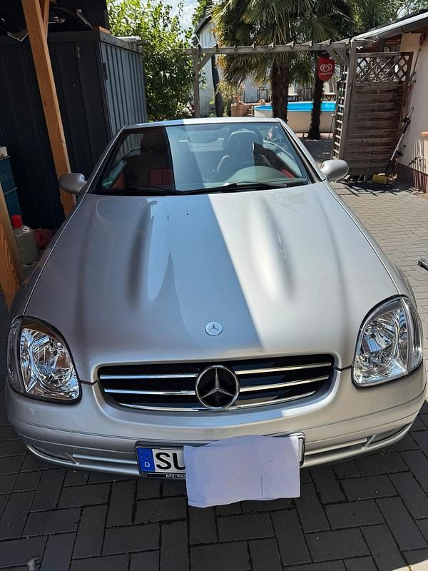 Silber Gebraucht 1998 Mercedes SLK230 Cabrio | 4.900 € (Guter Preis) - Bild 1/4