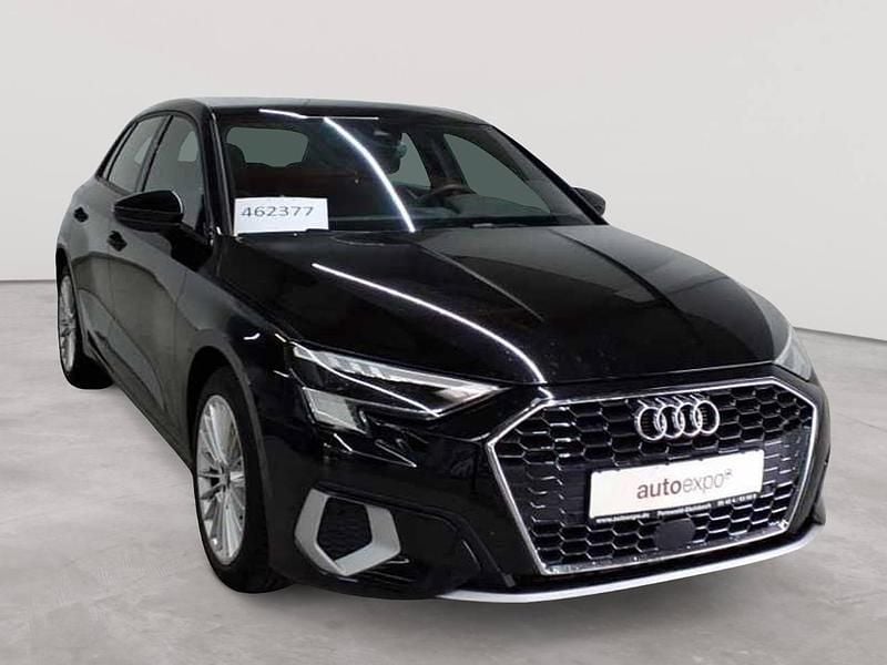 Mythosschwarz metallic Gebraucht 2021 Audi A3 Advanced Limousine | 23.990 € (Fairer Preis) - Bild 1/4