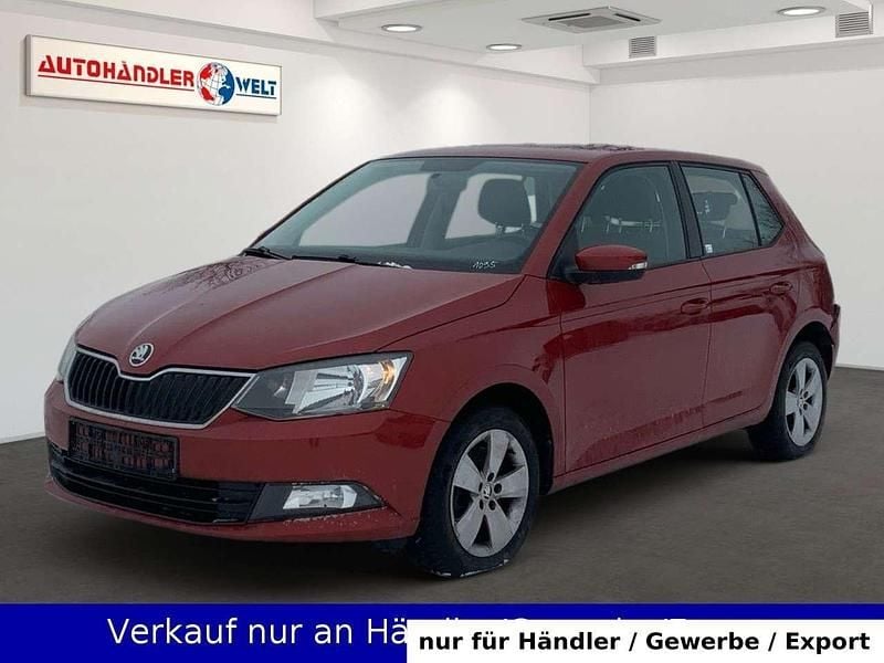 Rot Gebraucht 2016 Skoda Fabia Ambition Limousine | 7.999 € (Guter Preis) - Bild 1/3
