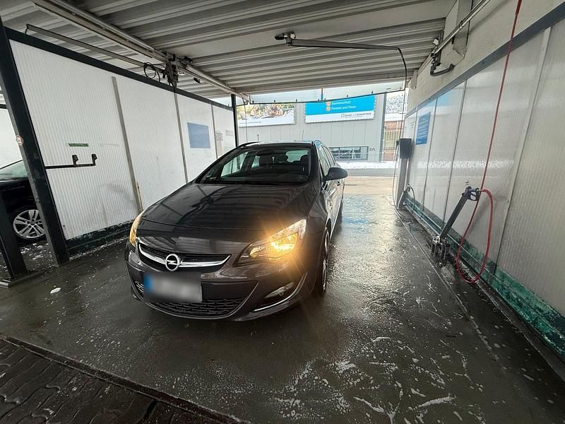 Gebraucht 2013 Opel Astra Kombi | 2.400 € (Superpreis) - Bild 1/4