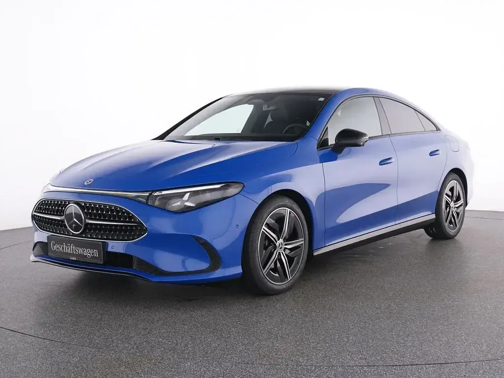 Gebraucht Mercedes CLA180 Progressive 136 PS (100 kW) 2026 Blau Limousine