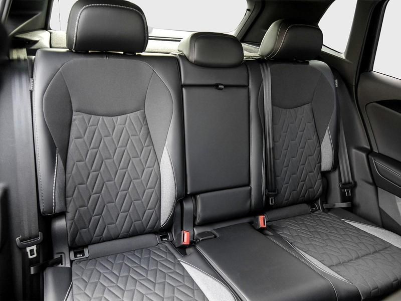 Gebraucht VW Tiguan Goal 150 PS (110 kW) 2025 Schwarz SUV