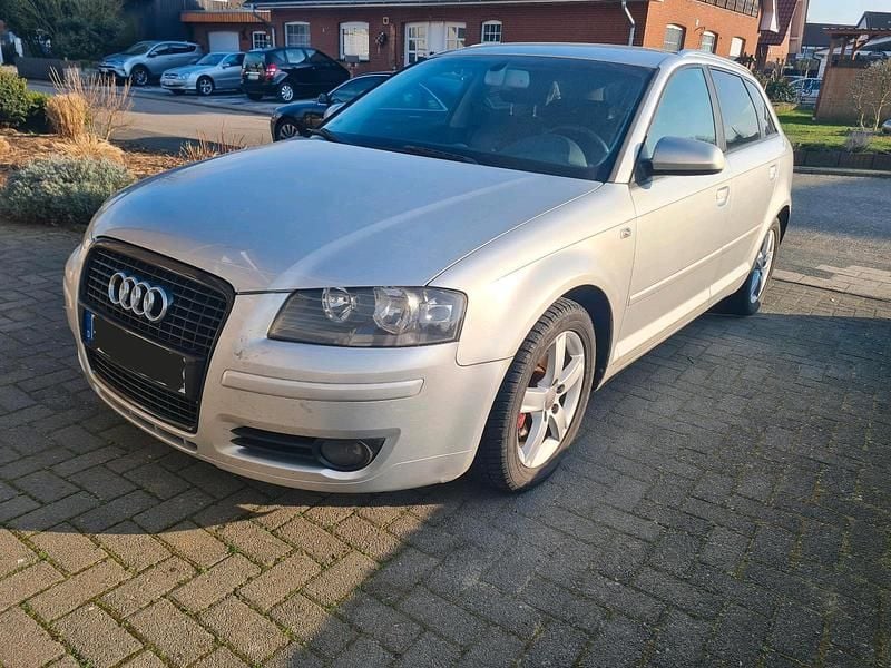 Gebraucht Audi A3 Sportback 116 PS (85 kW) 2005 Silber Kleinwagen