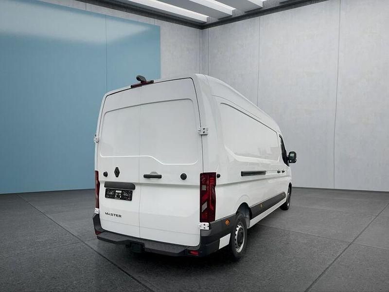 Gebraucht Renault Master 150 PS (110 kW) 2024 Weiß Van