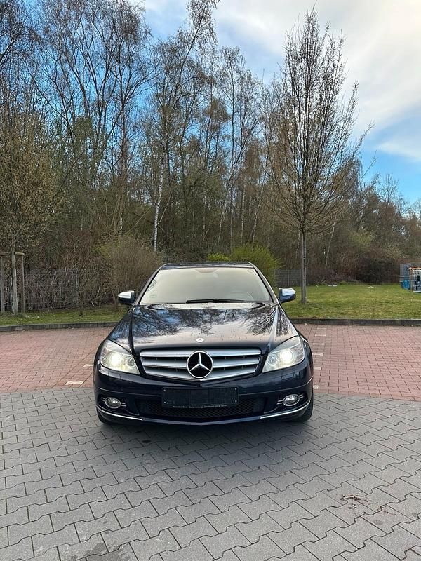 Gebraucht Mercedes C320 224 PS (164 kW) 2008 Blau Limousine