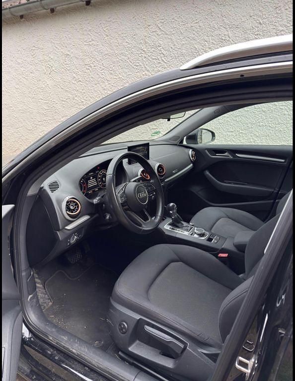 Gebraucht Audi A3 Ambiente 150 PS (110 kW) 2018 Schwarz Limousine