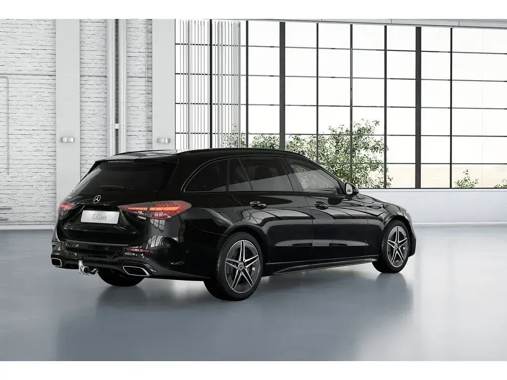 Gebraucht Mercedes C180 AMG 170 PS (125 kW) 2025 Schwarz Limousine