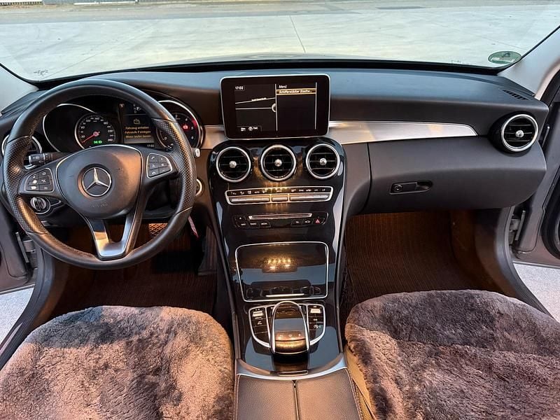 Gebraucht Mercedes C220 Avantgarde 170 PS (125 kW) 2014 Grau Limousine