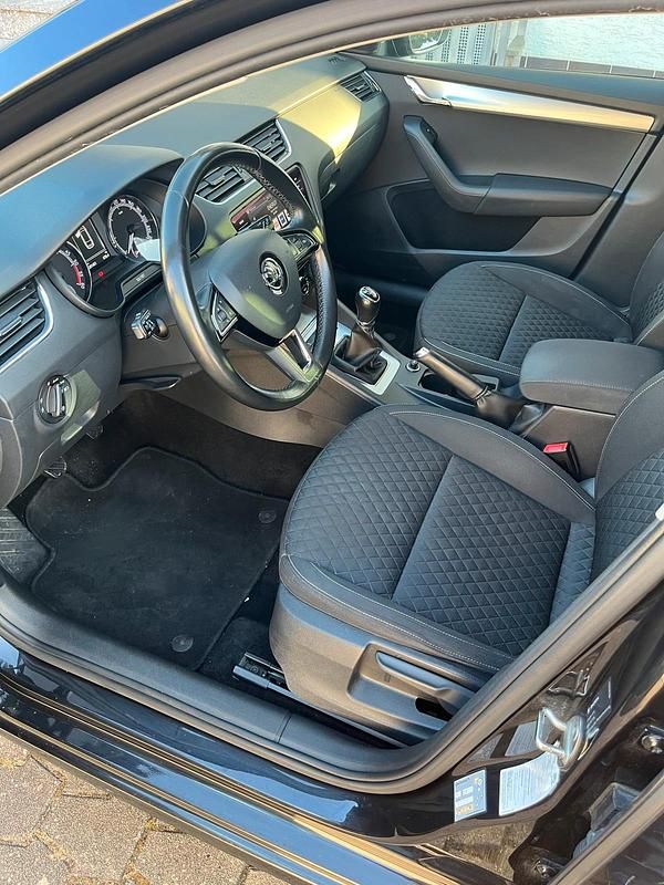 Gebraucht Skoda Octavia 150 PS (110 kW) 2017 Schwarz Kombi